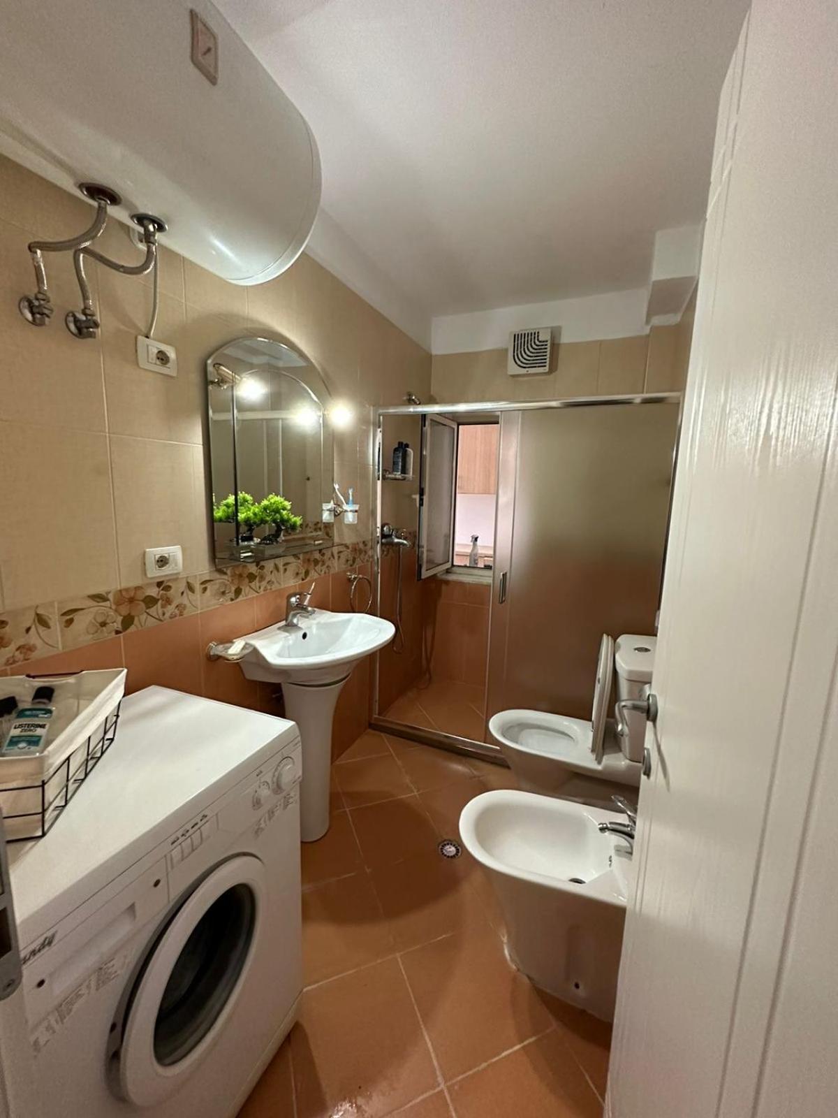 Blloku Family Apartment Tirana Extérieur photo